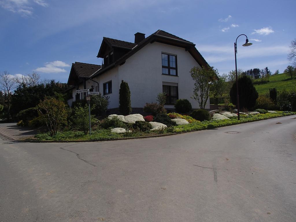 Ferienwohnung Meisenthal nähe Nürburgring Kelberg Zimmer foto